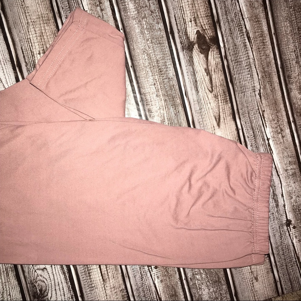 A3 Mauve leggings
